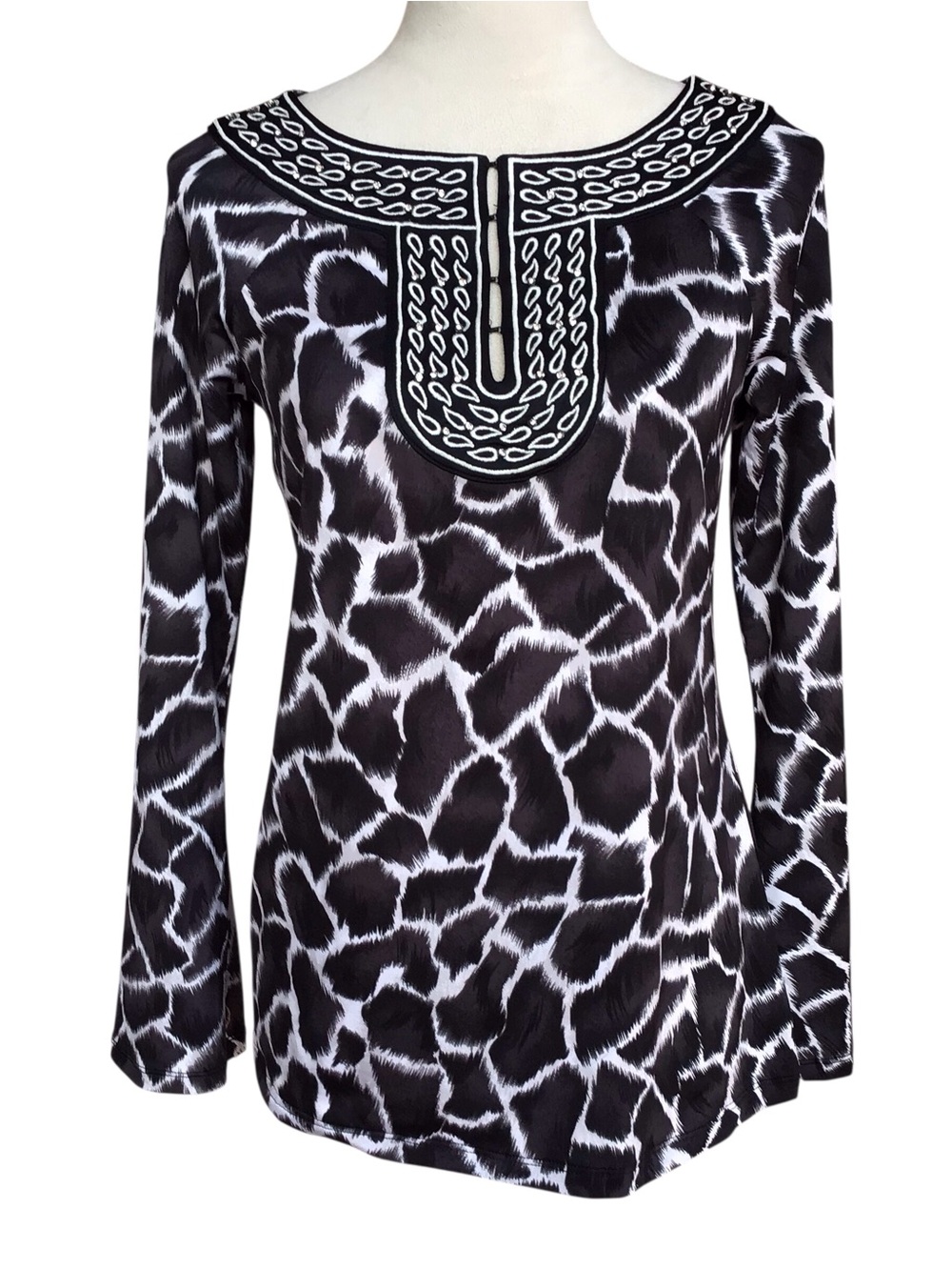 INC International Concepts Petite Embroidered Black White Tunic Size P NEW